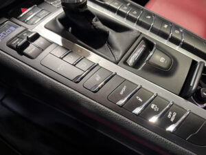 (95B) 3.0 V6 354CH S PDK