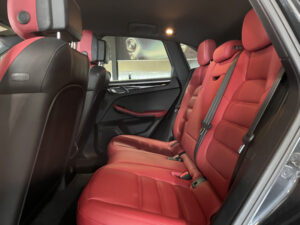 (95B) 3.0 V6 354CH S PDK