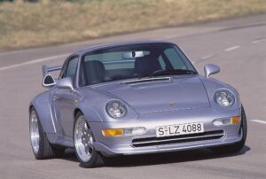 vente aux enchères 993 gt2 le coeur des passionés