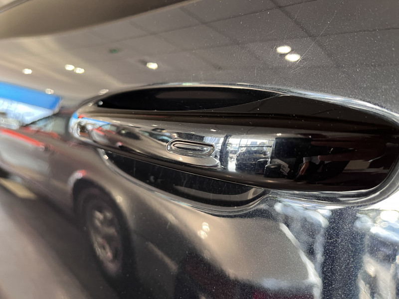 (9YA) 3.0 V6 462CH E-HYBRID (9YA) 3.0 V6 462CH E-HYBRID