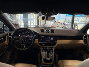 (9YB) 3.0 V6 462CH E-HYBRID