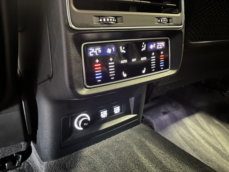 4.0 V8 BITDI 435CH QUATTRO TIPTRONIC 8 4.0 V8 BITDI 435CH QUATTRO TIPTRONIC 8