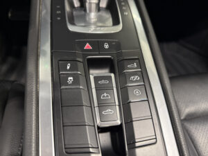 (991) 3.0 420CH 4S PDK