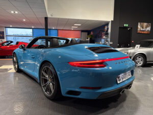 (991) 3.0 420CH 4S PDK