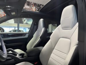 (9YB) 4.0 V8 739CH TURBO E-HYBRID