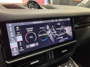 (9YA) 3.0 V6 462CH E-HYBRID