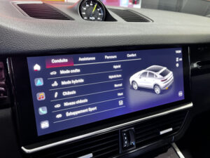 (9YB) 3.0 V6 462CH E-HYBRID