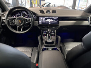 (9YB) 3.0 V6 462CH E-HYBRID