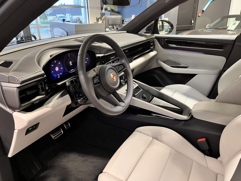 516CH 4S MY25 516CH 4S MY25