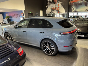 (9YA) 4.0 V8 739CH TURBO E-HYBRID