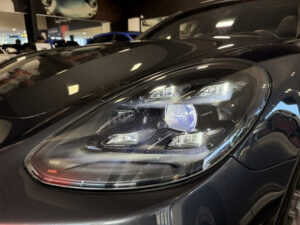 (971) 4.0 V8 700CH TURBO S E-HYBRID