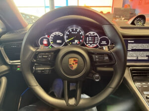 (971) 4.0 V8 700CH TURBO S E-HYBRID