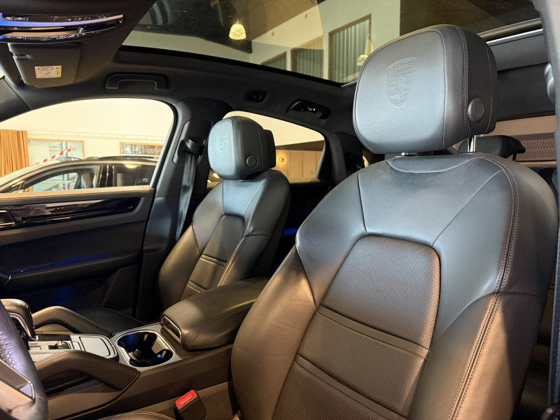 (9YA) 3.0 V6 462CH E-HYBRID (9YA) 3.0 V6 462CH E-HYBRID