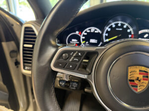 (9YA) 3.0 V6 462CH E-HYBRID