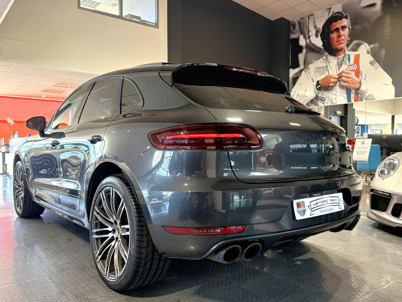 (95B) 3.0 V6 360CH GTS PDK (95B) 3.0 V6 360CH GTS PDK
