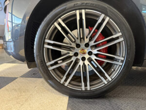 (95B) 3.0 V6 360CH GTS PDK