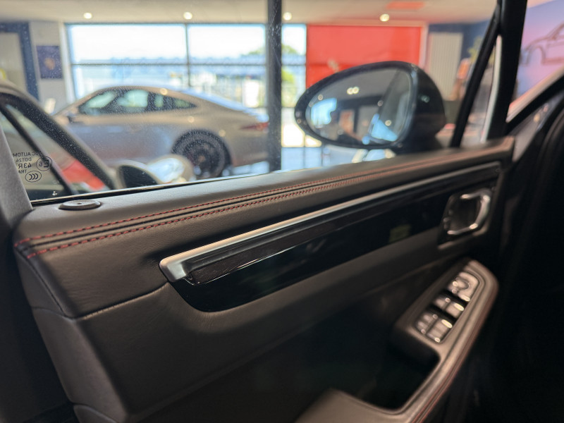 (95B) 3.0 V6 360CH GTS PDK (95B) 3.0 V6 360CH GTS PDK