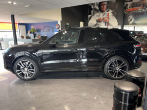 (9YA) 4.0 V8 739CH TURBO E-HYBRID