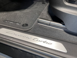 (9YA) 4.0 V8 739CH TURBO E-HYBRID