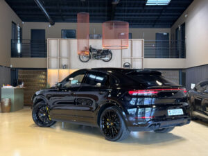 (9YB) 4.0 V8 680CH TURBO S E-HYBRID