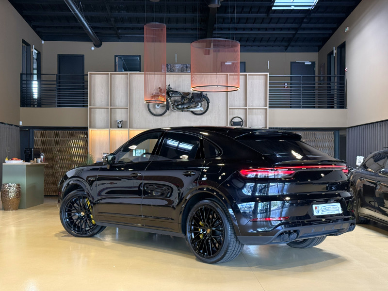 (9YB) 4.0 V8 680CH TURBO S E-HYBRID (9YB) 4.0 V8 680CH TURBO S E-HYBRID