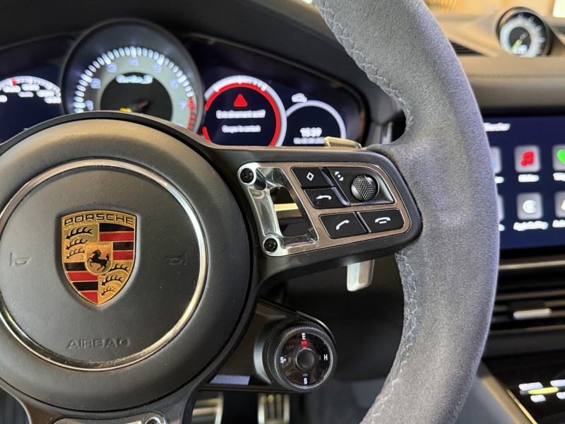 (9YB) 4.0 V8 680CH TURBO S E-HYBRID (9YB) 4.0 V8 680CH TURBO S E-HYBRID