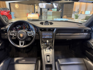 (991) 3.0 450CH GTS PDK
