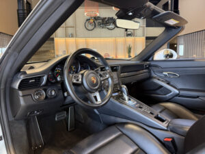 (991) 3.0 450CH GTS PDK