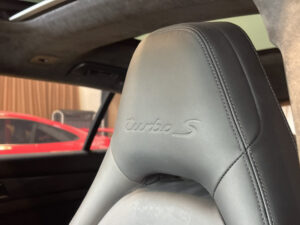 (971) 4.0 V8 700CH TURBO S E-HYBRID / TVA APPARENTE