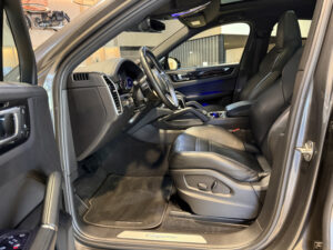 (9YB) 3.0 V6 462CH E-HYBRID