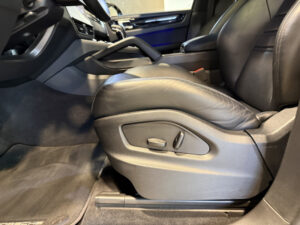 (9YB) 3.0 V6 462CH E-HYBRID