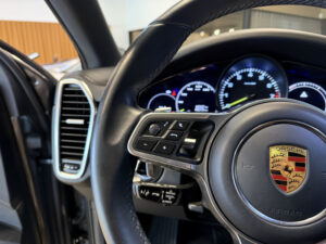 (9YB) 3.0 V6 462CH E-HYBRID