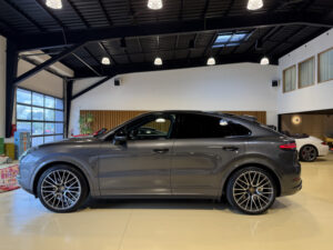 (9YB) 3.0 V6 462CH E-HYBRID