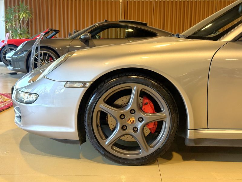 (997) CARRERA 4S (997) CARRERA 4S
