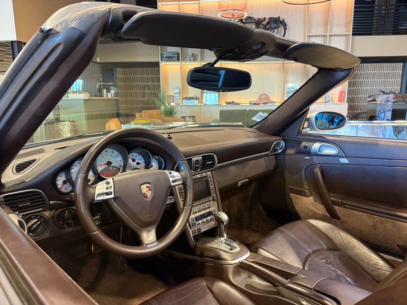 (997) CARRERA 4S (997) CARRERA 4S