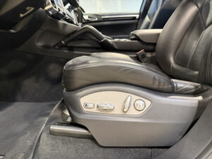 (958) 3.0 416CH S E-HYBRID PLATINUM EDITION
