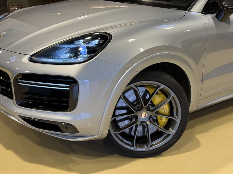 (9YB) 4.0 V8 680CH TURBO S E-HYBRID - PACK SPORT DE CONCEPTION ALLÉGÉE (9YB) 4.0 V8 680CH TURBO S E-HYBRID - PACK SPORT DE CONCEPTION ALLÉGÉE