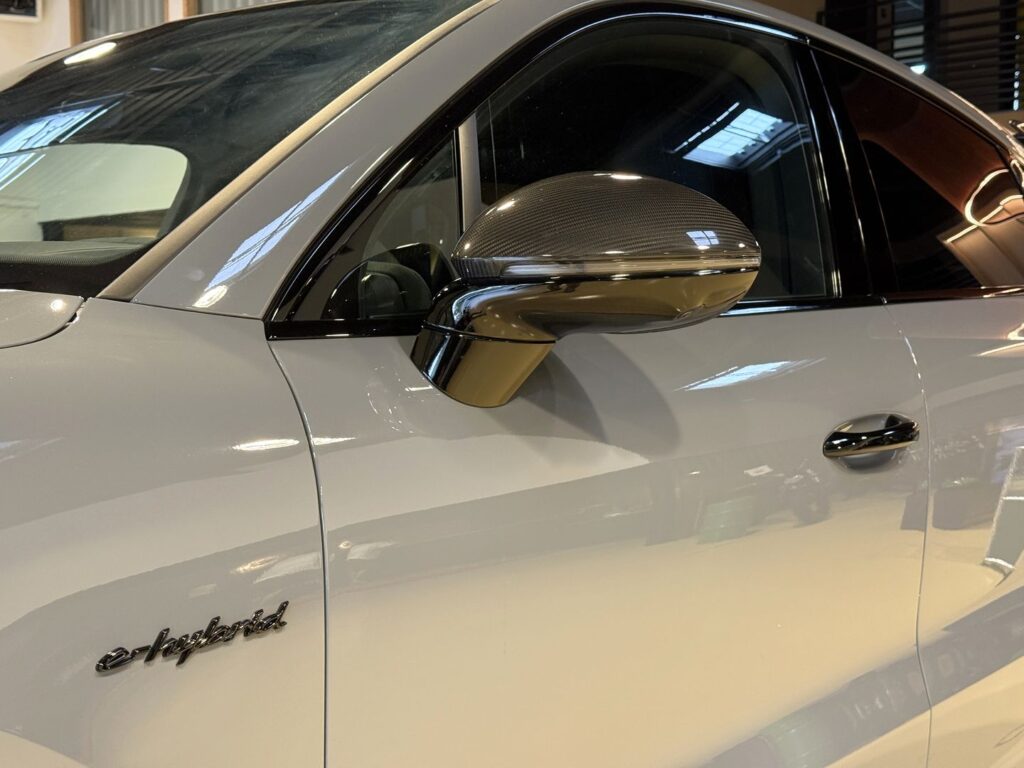 (9YA) 4.0 V8 739CH TURBO E-HYBRID PACK GT / TVA APPARENTE (9YA) 4.0 V8 739CH TURBO E-HYBRID PACK GT / TVA APPARENTE